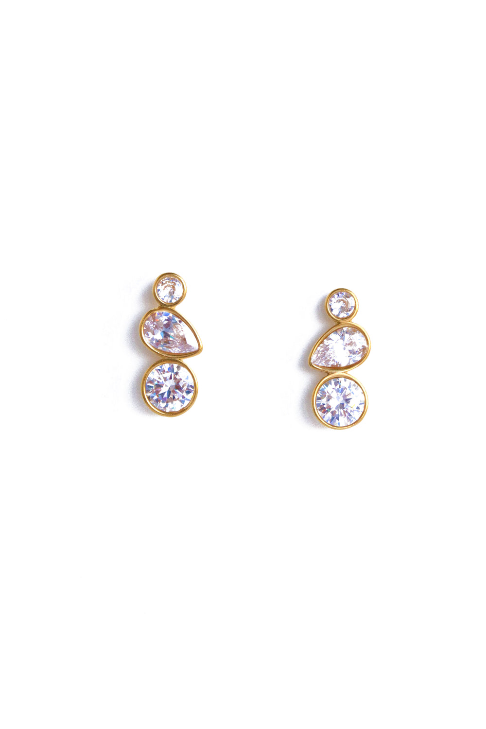 MOUA Jewelry | Gold Plated Earrings | Waterproof Earrings | Long Lasting Quality Earrings | Tarnish Resistant Earrings | Hypoallergenic Earrings | Affordable Luxury Earrings | Worldwide shipping Earrings | Nickel-Free Earrings | Luxury Gold Plated Earrings.